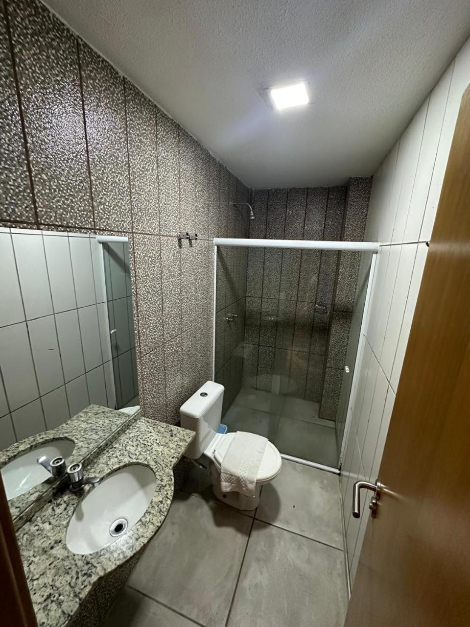 Deluxe Family Room,997367238:JPEG